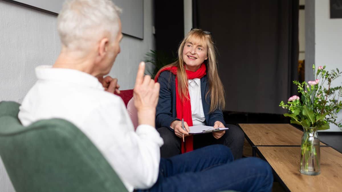 Führungskräfte-Coaching: Cornelia Plänitz im Einzelgespräch